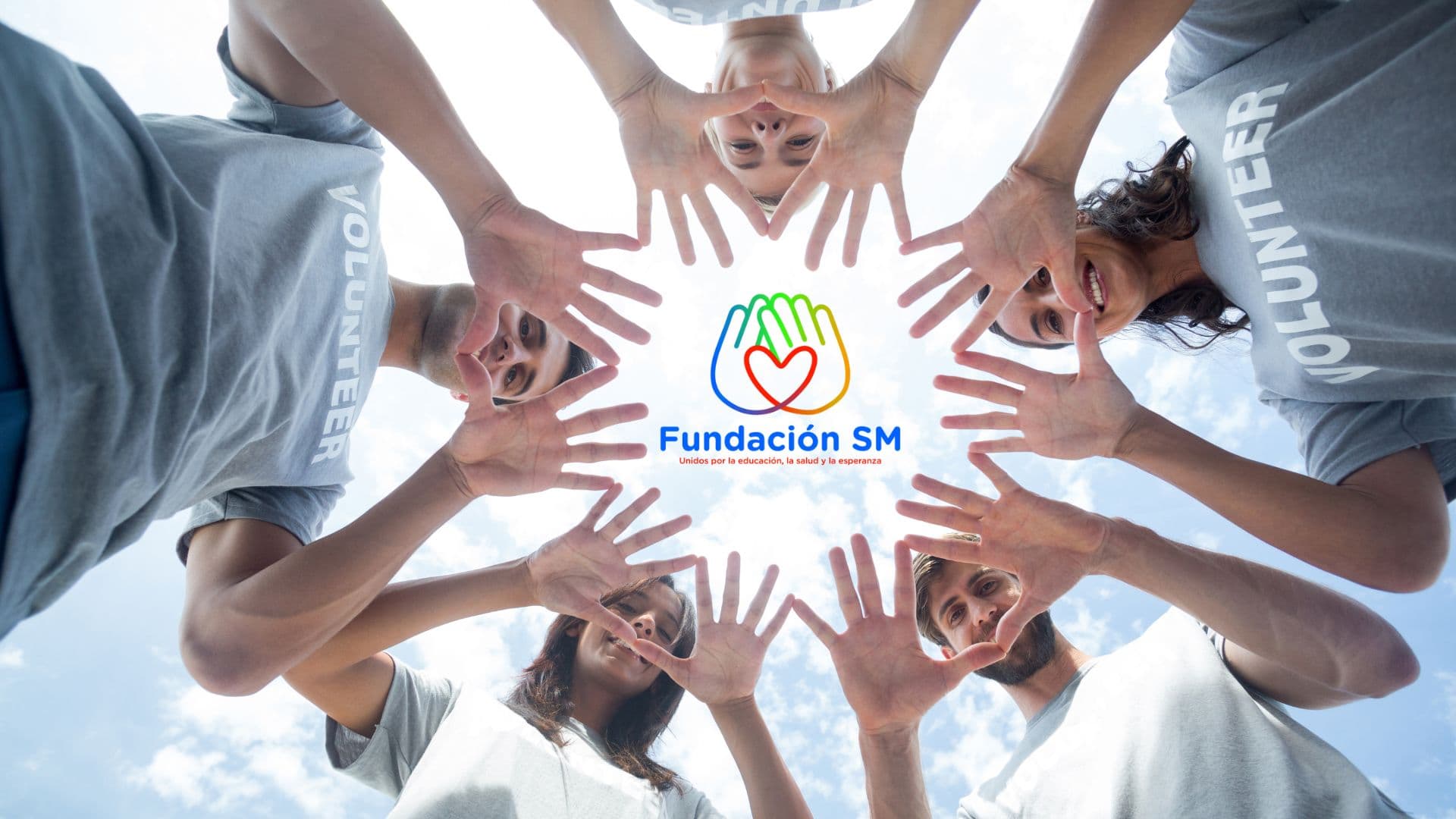 Manos unidas en cooperación